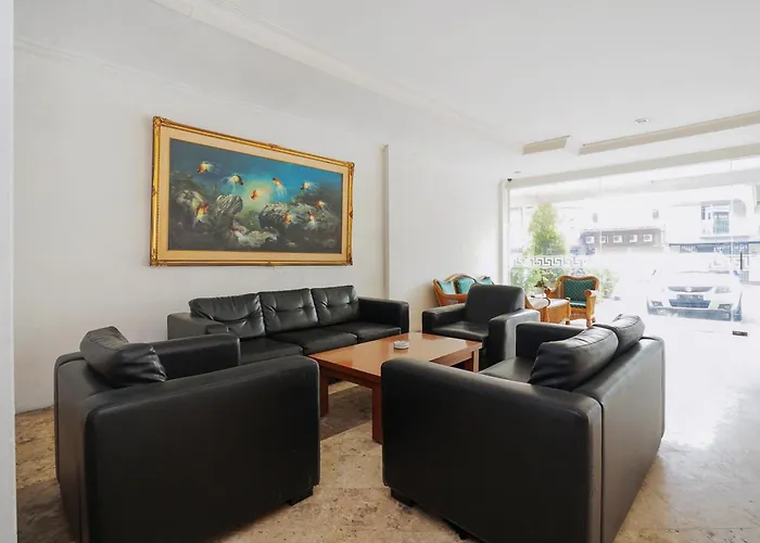 Istana Permata Ngagel Hotel Surabaya